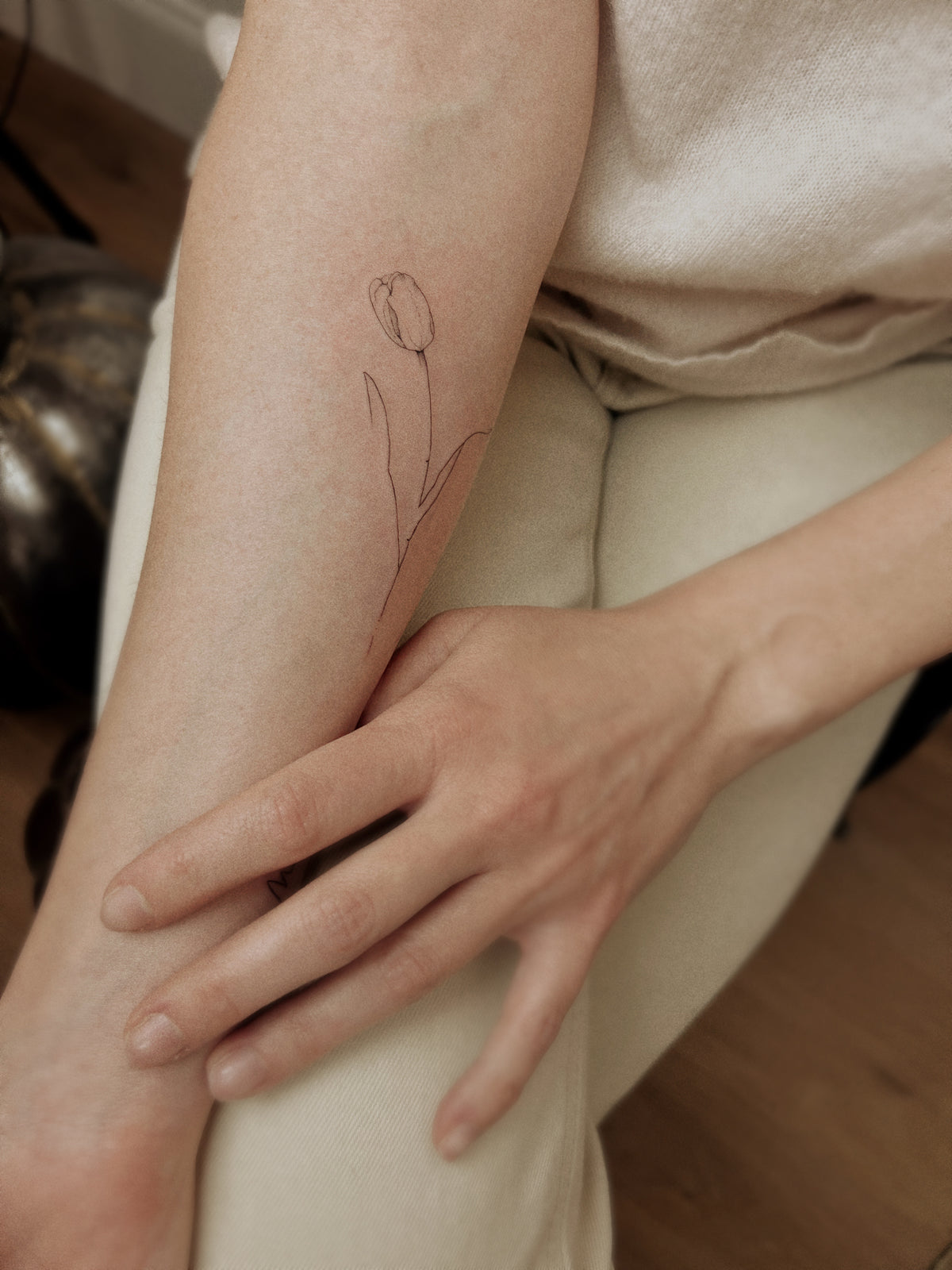Fine Line tattoo by Alba Buscemi, The White Whale Tattoo Society, Milano