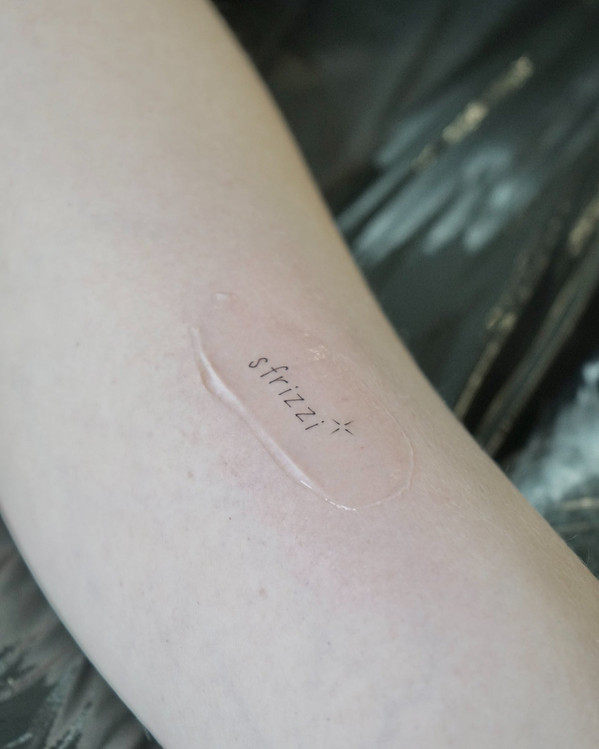 Tatuaggio Fine Line di Picciink, The White Whale Tattoo Society