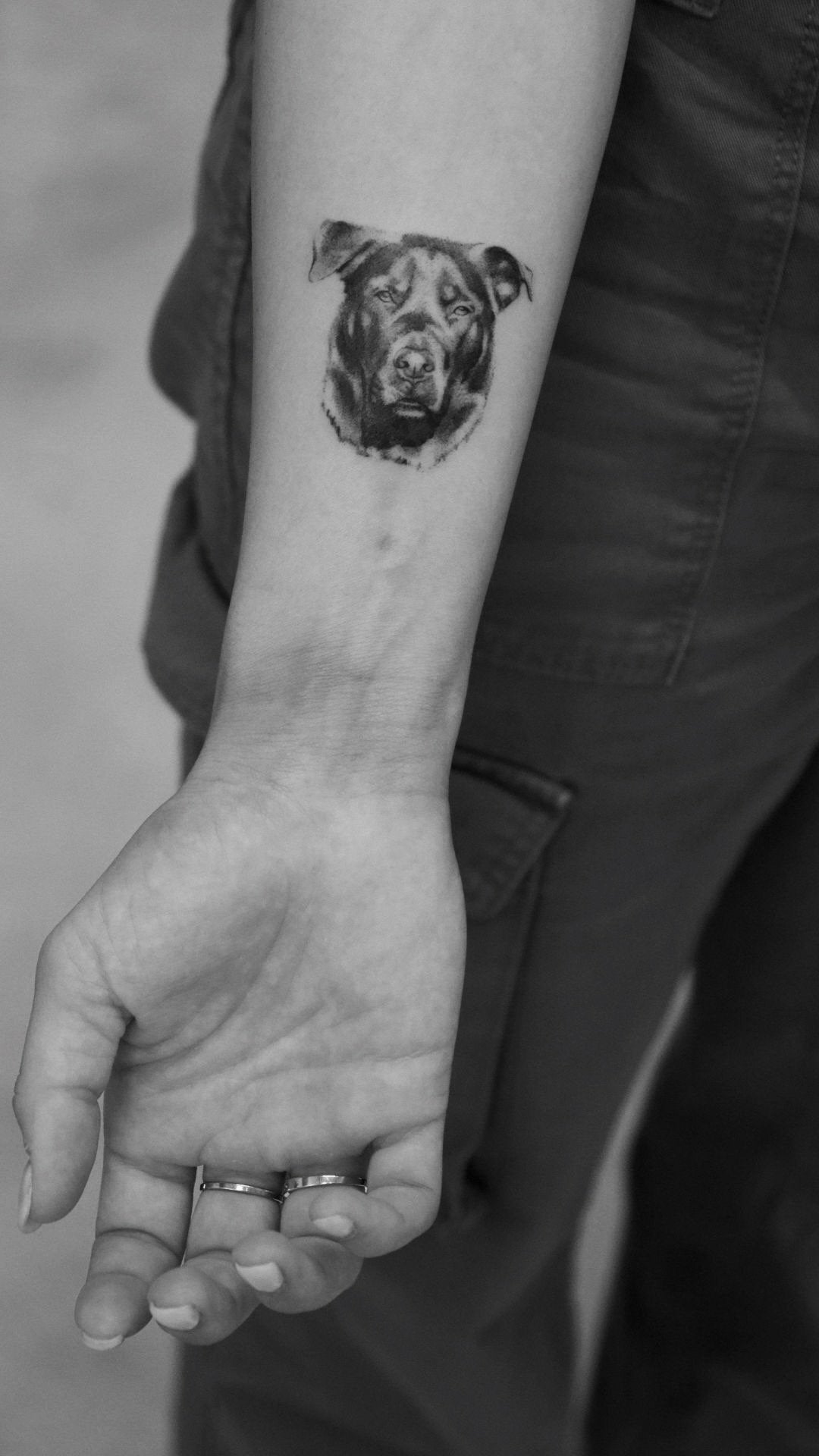 Tatuaggio Microrealism di Matteo Ciampi, The White Whale Tattoo Society